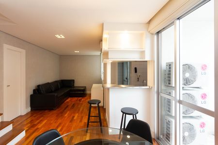 Apartamento para alugar com 72m², 2 quartos e 2 vagas Apartamento para alugar com 72m², 2 quartos e 2 vagasSala