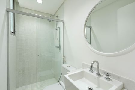 Apartamento para alugar com 72m², 2 quartos e 2 vagas Apartamento para alugar com 72m², 2 quartos e 2 vagasBanheiro da Suíte 2