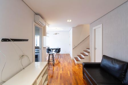 Sala de apartamento para alugar com 2 quartos, 72m² em Moema, São Paulo