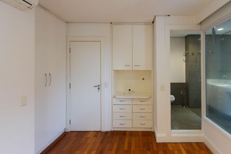 Apartamento para alugar com 72m², 2 quartos e 2 vagas Apartamento para alugar com 72m², 2 quartos e 2 vagasSuíte 1