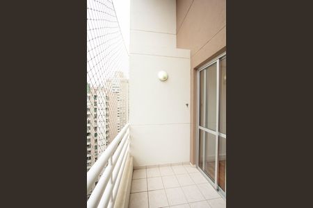 Varanda de apartamento para alugar com 2 quartos, 72m² em Moema, São Paulo