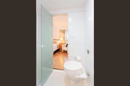 Apartamento à venda com 80m², 2 quartos e 1 vaga Apartamento à venda com 80m², 2 quartos e 1 vagaBanheiro da Suíte