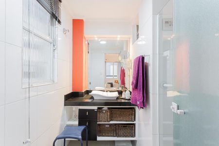 Apartamento à venda com 80m², 2 quartos e 1 vaga Apartamento à venda com 80m², 2 quartos e 1 vagaBanheiro da Suíte