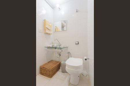 Apartamento à venda com 80m², 2 quartos e 1 vaga Apartamento à venda com 80m², 2 quartos e 1 vagaBanheiro