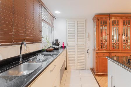 Apartamento à venda com 80m², 2 quartos e 1 vaga Apartamento à venda com 80m², 2 quartos e 1 vagaCozinha