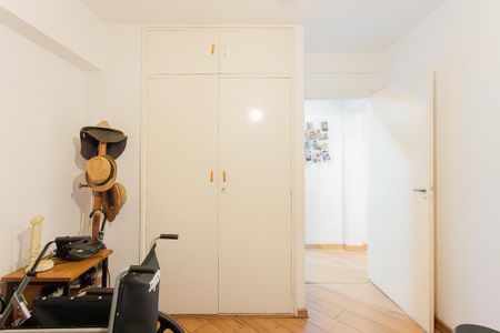 Apartamento à venda com 80m², 2 quartos e 1 vaga Apartamento à venda com 80m², 2 quartos e 1 vagaQuarto