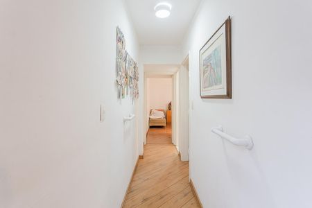 Apartamento à venda com 80m², 2 quartos e 1 vaga Apartamento à venda com 80m², 2 quartos e 1 vagaCorredor