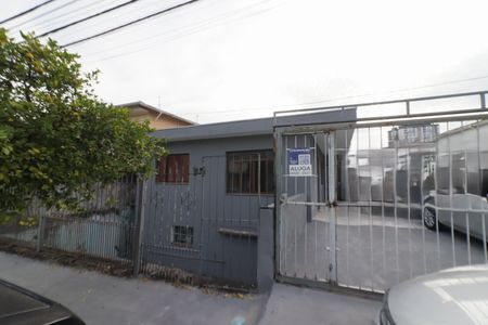 Casa para alugar com 110m², 3 quartos e 2 vagasFachada