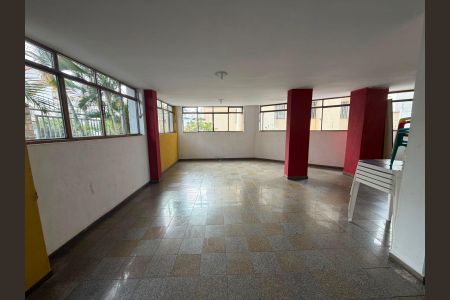 Apartamento à venda com 66m², 2 quartos e 1 vagaÁrea comum 