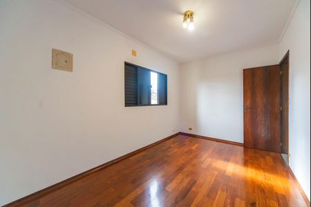 Casa à venda com 210m², 4 quartos e 2 vagas Casa à venda com 210m², 4 quartos e 2 vagasQuarto 3