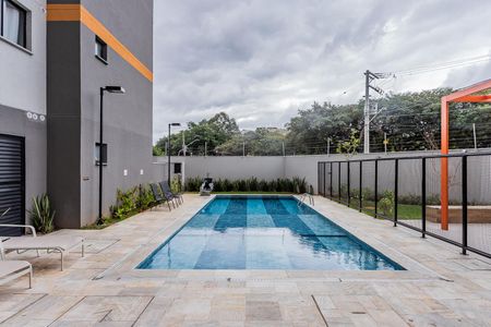 Apartamento à venda com 33m², 2 quartos e sem vaga Apartamento à venda com 33m², 2 quartos e sem vagaÁrea comum - Piscina