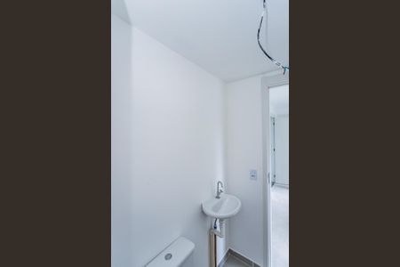 Apartamento à venda com 33m², 2 quartos e sem vaga Apartamento à venda com 33m², 2 quartos e sem vagaBanheiro