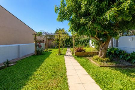 Casa para alugar com 200m², 4 quartos e 3 vagas