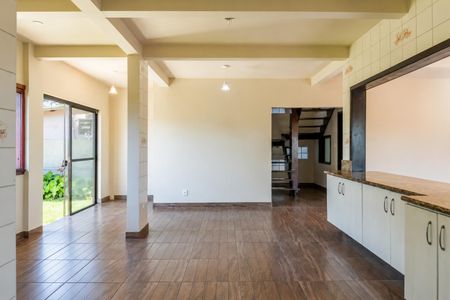Sala de casa para alugar com 4 quartos, 200m² em Passo das Pedras, Porto Alegre