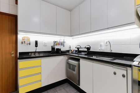 Apartamento para alugar com 90m², 3 quartos e 1 vaga Apartamento para alugar com 90m², 3 quartos e 1 vagaCozinha