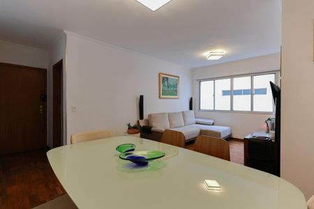 Apartamento para alugar com 90m², 3 quartos e 1 vaga Apartamento para alugar com 90m², 3 quartos e 1 vagaSala
