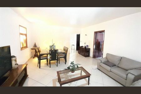 Casa à venda com 3 quartos, 176m² em Jardim Ubirajara, São Paulo