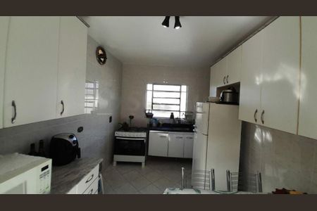 Casa à venda com 3 quartos, 176m² em Jardim Ubirajara, São Paulo