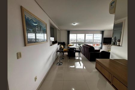 Apartamento para alugar com 101m², 3 quartos e 2 vagas Apartamento para alugar com 101m², 3 quartos e 2 vagasSala