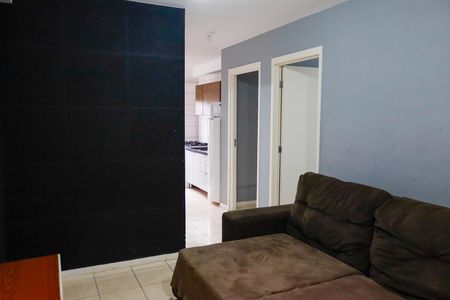 sala de apartamento para alugar com 2 quartos, 48m² em Quitaúna, Osasco