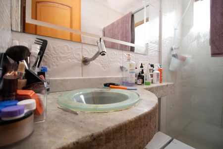 Casa para alugar com 300m², 4 quartos e 4 vagas Casa para alugar com 300m², 4 quartos e 4 vagasBanheiro da Suíte 1