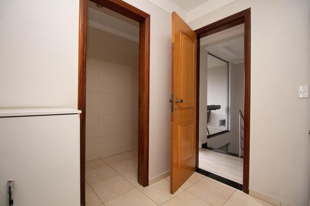 Casa para alugar com 300m², 4 quartos e 4 vagas Casa para alugar com 300m², 4 quartos e 4 vagasSuíte 2