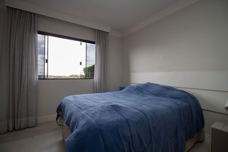 Casa para alugar com 300m², 4 quartos e 4 vagas Casa para alugar com 300m², 4 quartos e 4 vagasSuíte Master 2