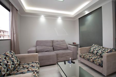 Casa para alugar com 300m², 4 quartos e 4 vagas Casa para alugar com 300m², 4 quartos e 4 vagasSala 3