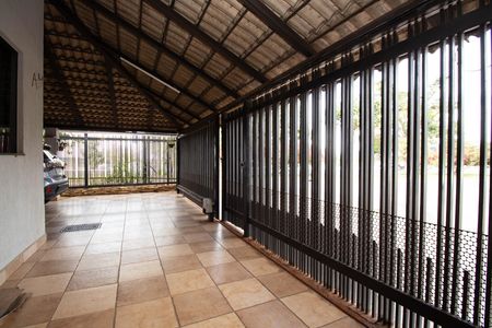 Casa para alugar com 300m², 4 quartos e 4 vagas Casa para alugar com 300m², 4 quartos e 4 vagasVaranda