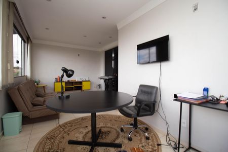 Casa para alugar com 300m², 4 quartos e 4 vagas Casa para alugar com 300m², 4 quartos e 4 vagasSala de estudos