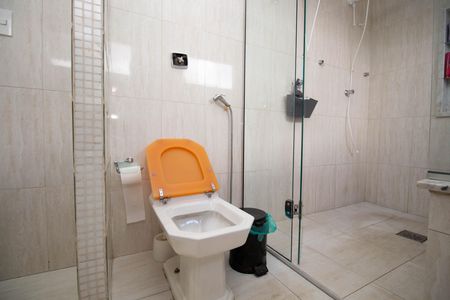 Casa para alugar com 300m², 4 quartos e 4 vagas Casa para alugar com 300m², 4 quartos e 4 vagasBanheiro da Suíte Master 1