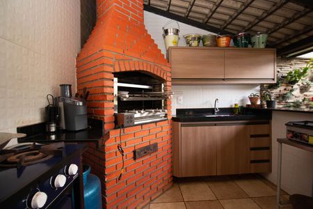 Casa para alugar com 300m², 4 quartos e 4 vagas Casa para alugar com 300m², 4 quartos e 4 vagasChurrasqueira