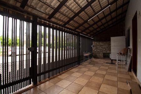 Casa para alugar com 300m², 4 quartos e 4 vagas Casa para alugar com 300m², 4 quartos e 4 vagasVaranda