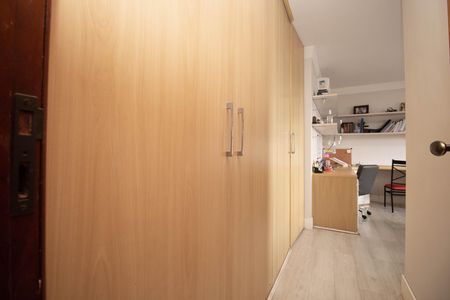 Casa para alugar com 300m², 4 quartos e 4 vagas Casa para alugar com 300m², 4 quartos e 4 vagasSuíte Master 2