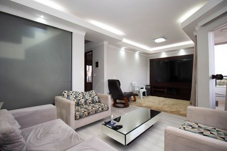 Casa para alugar com 300m², 4 quartos e 4 vagas Casa para alugar com 300m², 4 quartos e 4 vagasSala 3