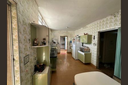Casa à venda com 1 quarto, 196m² em Campo Grande, São Paulo
