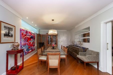 Casa à venda com 5 quartos, 515m² em Jardim Hipico, São Paulo