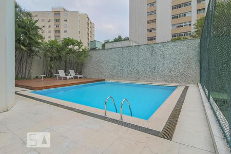 Apartamento à venda com 150m², 2 quartos e 2 vagas Apartamento à venda com 150m², 2 quartos e 2 vagasÁrea comum - Piscina