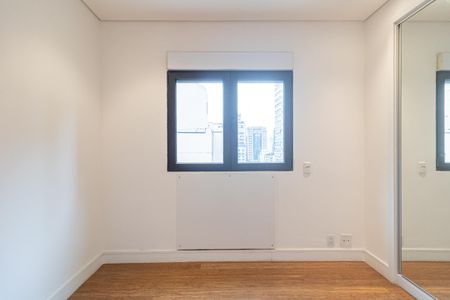 Apartamento à venda com 150m², 2 quartos e 2 vagas Apartamento à venda com 150m², 2 quartos e 2 vagasQuarto 2