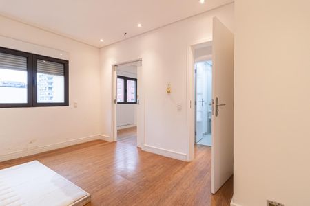 Apartamento à venda com 150m², 2 quartos e 2 vagas Apartamento à venda com 150m², 2 quartos e 2 vagasQuarto Suíte
