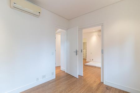 Apartamento à venda com 150m², 2 quartos e 2 vagas Apartamento à venda com 150m², 2 quartos e 2 vagasQuarto 2