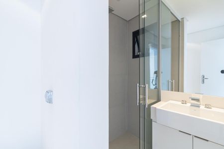 Apartamento à venda com 150m², 2 quartos e 2 vagas Apartamento à venda com 150m², 2 quartos e 2 vagasBanheiro Piso Superior