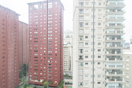 Apartamento à venda com 150m², 2 quartos e 2 vagas Apartamento à venda com 150m², 2 quartos e 2 vagasVaranda