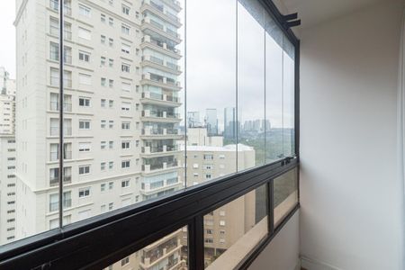Varanda de apartamento à venda com 2 quartos, 150m² em Chácara Itaim, São Paulo