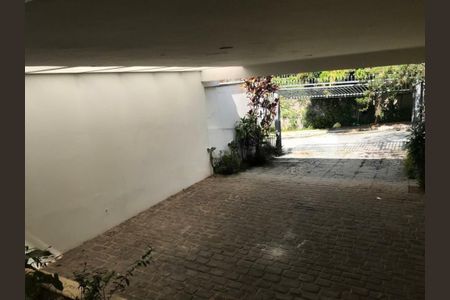 Casa à venda com 4 quartos, 355m² em Santo Amaro, São Paulo