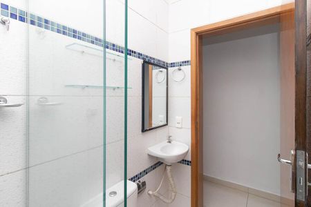 Banheiro de apartamento para alugar com 1 quarto, 40m² em Vila Guilherme, São Paulo