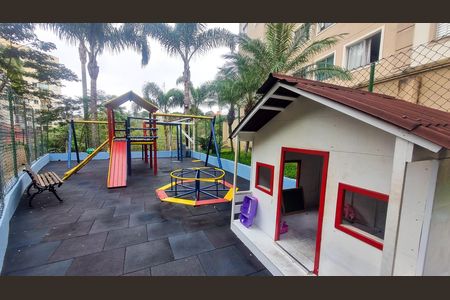Apartamento à venda com 47m², 2 quartos e 1 vaga Apartamento à venda com 47m², 2 quartos e 1 vagaÁrea comum - Playground