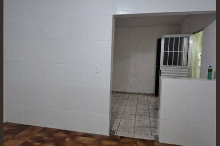 Casa para alugar com 60m², 2 quartos e sem vaga