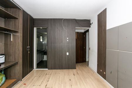 Apartamento à venda com 186m², 4 quartos e 3 vagasSuíte 2