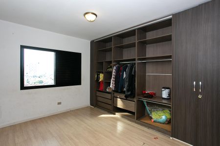 Apartamento à venda com 186m², 4 quartos e 3 vagasSuíte 2